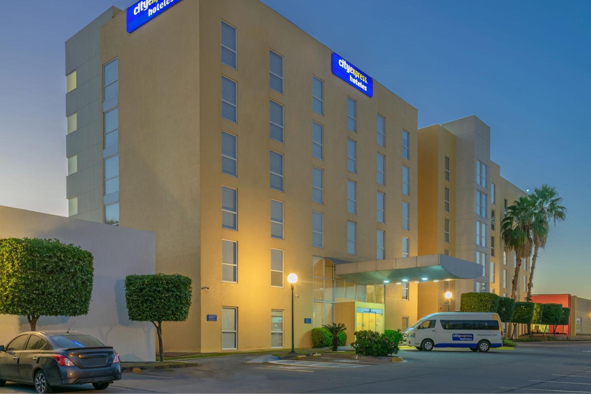 City Express By Marriott Culiacán Εξωτερικό φωτογραφία